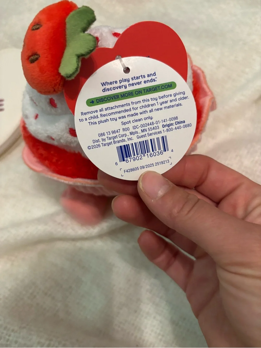 NWT Gigglescape Strawberry Cupcake Plush